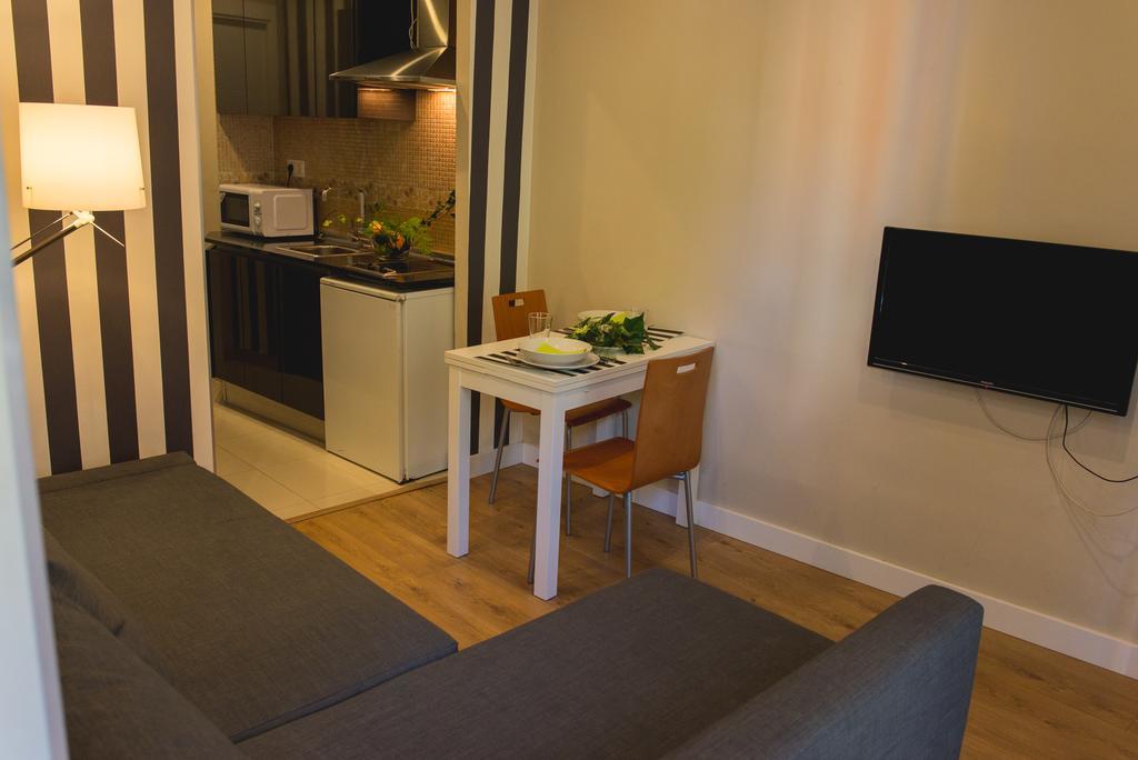Ab Apartamentos Trinidad Málaga Rom bilde